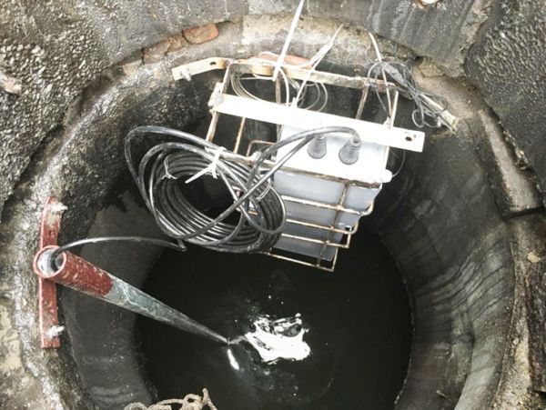 上城区水位检测井